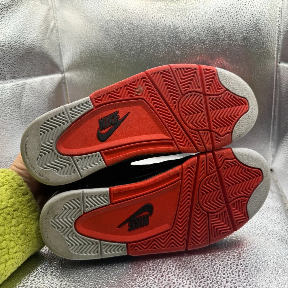 Size 5.5Y Nike Air Fight 13 Retro Black Red Kids Lace‎ Up Sneakers 580493-003